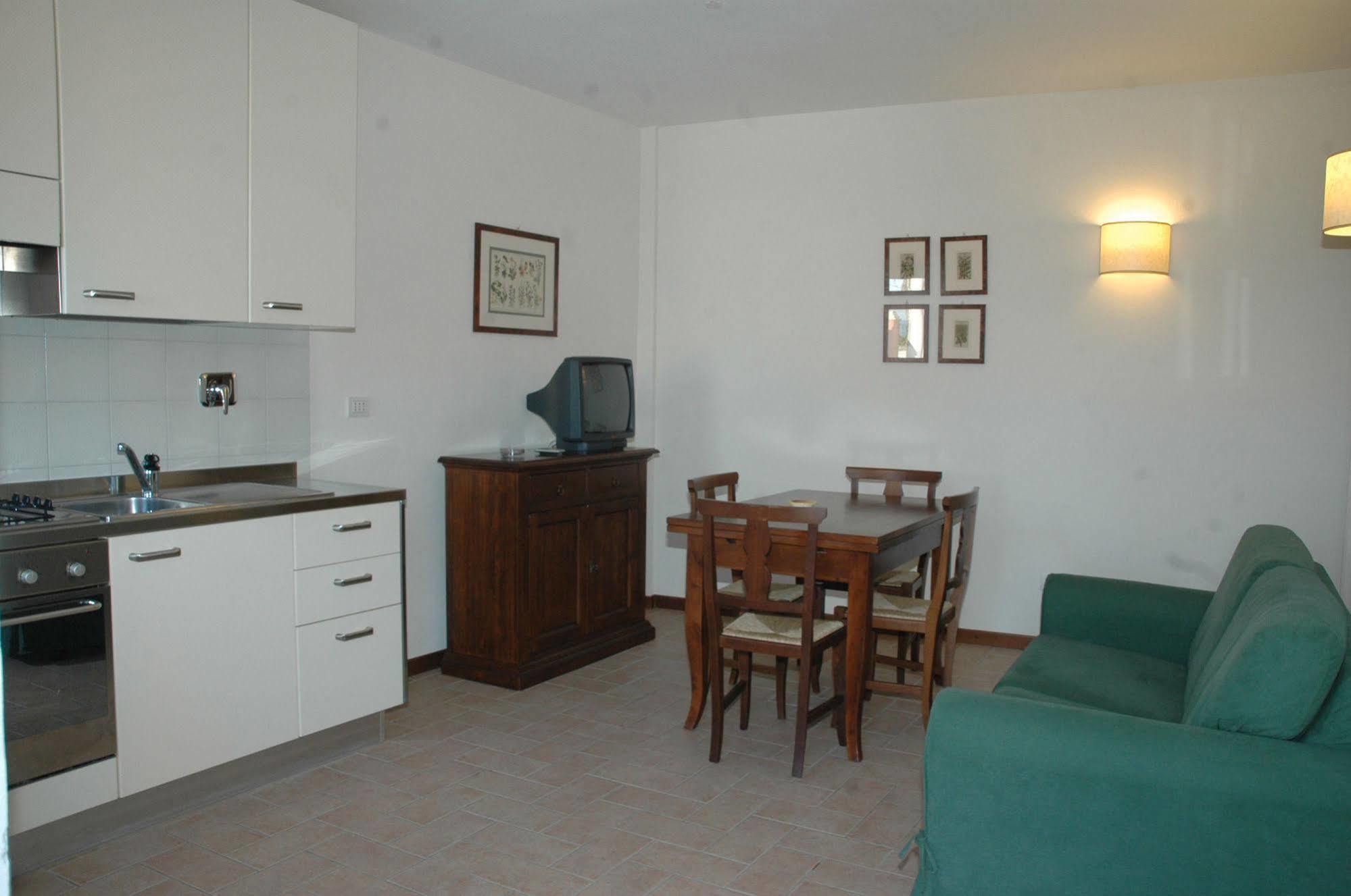 Residenza Torre Acquatino Aparthotel Spello Exterior photo
