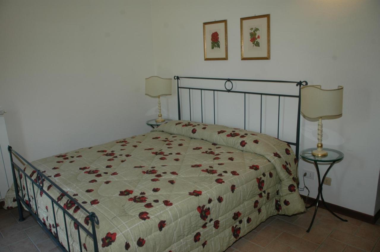 Residenza Torre Acquatino Aparthotel Spello Room photo